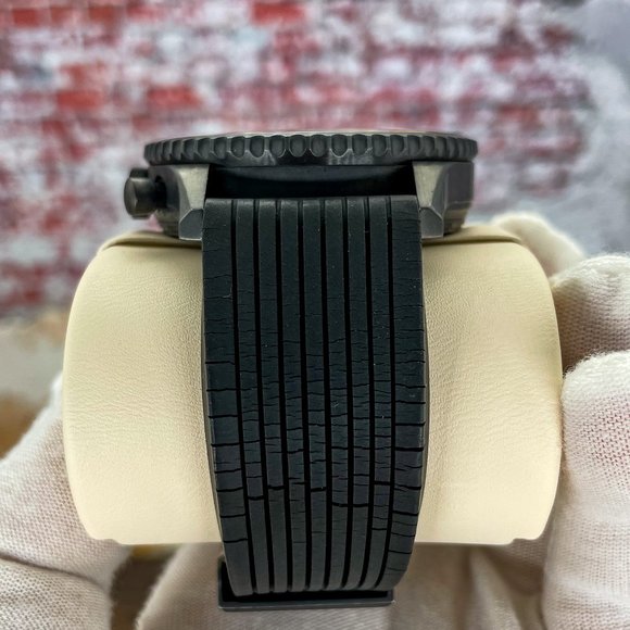 Breitling Navitimer Chronograph B01 Limited Edition Black Steel - 46mm – MB0128 - Picture 7 of 16